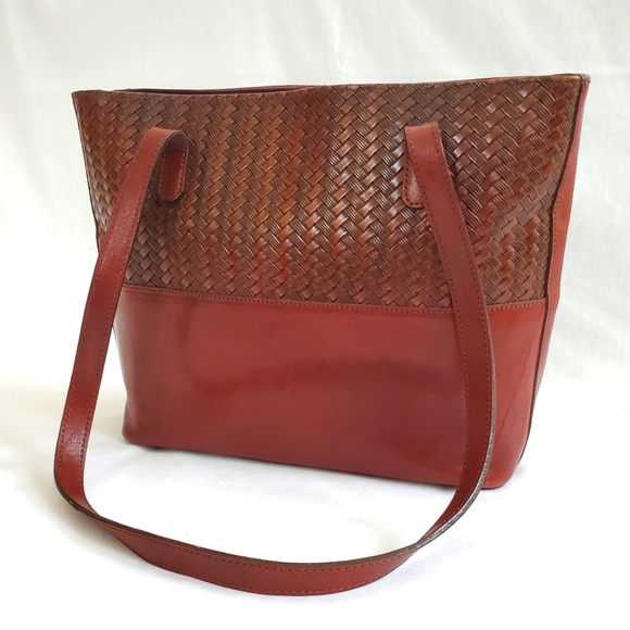 Brahmin Handbags - Brahmin Woven and Smooth Leather Tote in Chestnut Red.  Size is 9”x12”x4”.